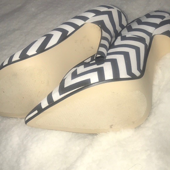 Just Fab - Picture 2 of 2